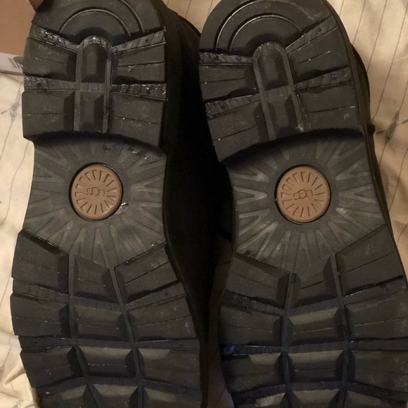 Uggs Boots.Size 11 - Picture 2 of 5
